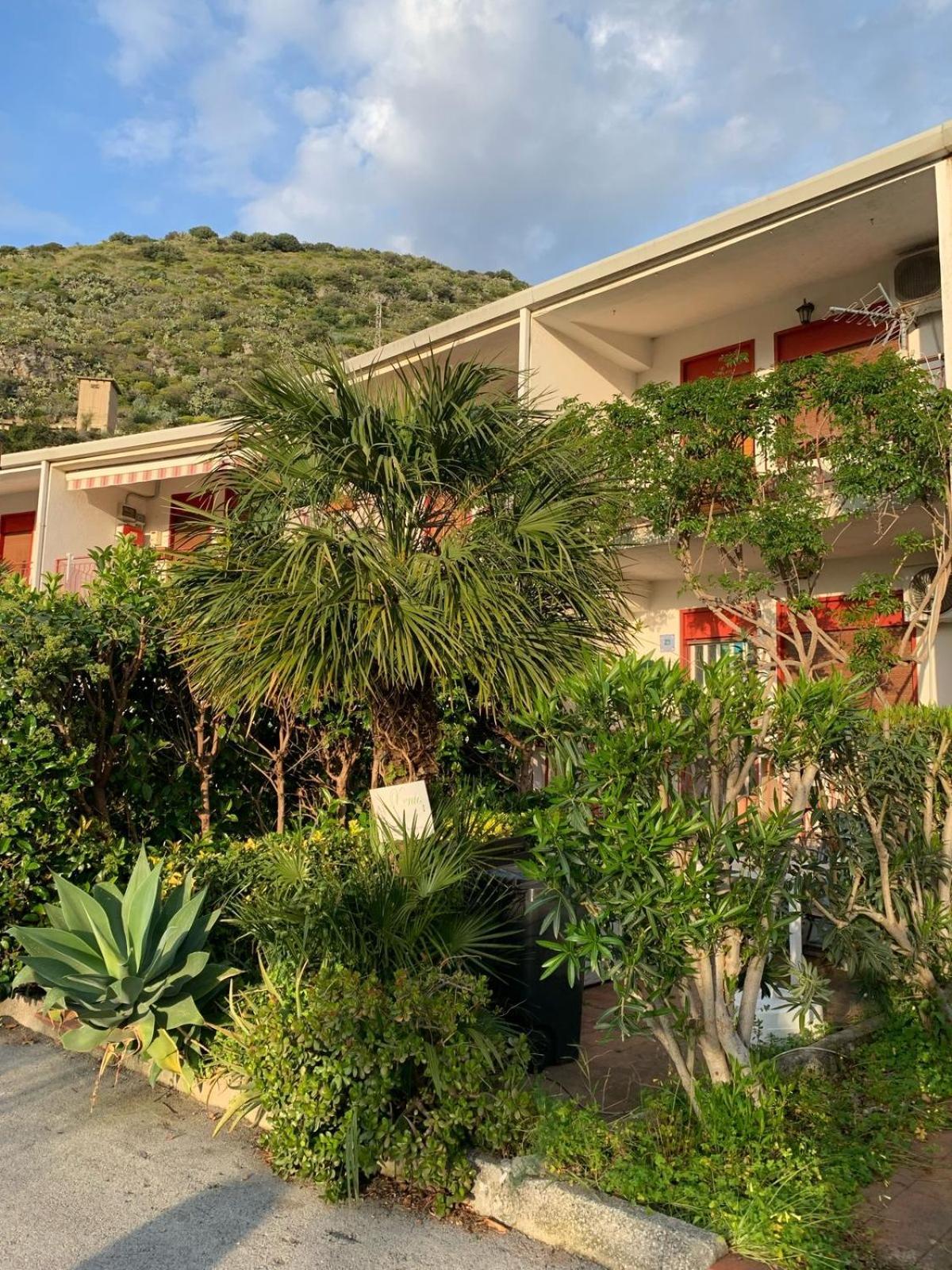 Mongiove B&B Xenia מראה חיצוני תמונה